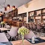 Hotel Edison Poznan Lotnisko Lawica Baranowo (Gmina Tarnowo Podgorne)