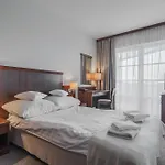 Edison Poznan Lotnisko Lawica 3*