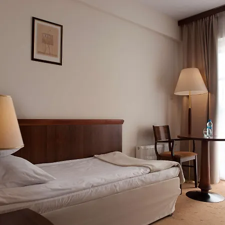 Edison Poznan Lotnisko Lawica Hotel Baranowo (Gmina Tarnowo Podgorne)