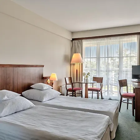 Hotel Edison Poznan Lotnisko Lawica Baranowo (Gmina Tarnowo Podgorne)