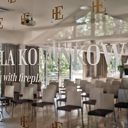 Edison Poznan Lotnisko Lawica Готель Бараново