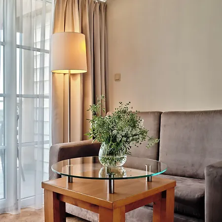 Edison Poznan Lotnisko Lawica Hotel 3*