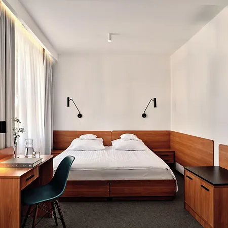Edison Poznan Lotnisko Lawica Hotel Baranowo (Gmina Tarnowo Podgorne)