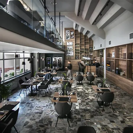 Hotel Edison Poznan Lotnisko Lawica