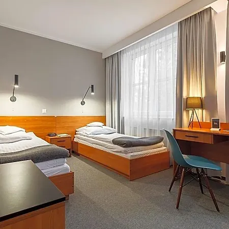 Edison Poznan Lotnisko Lawica Hotel
