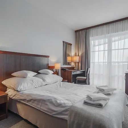 Edison Poznan Lotnisko Lawica 3*