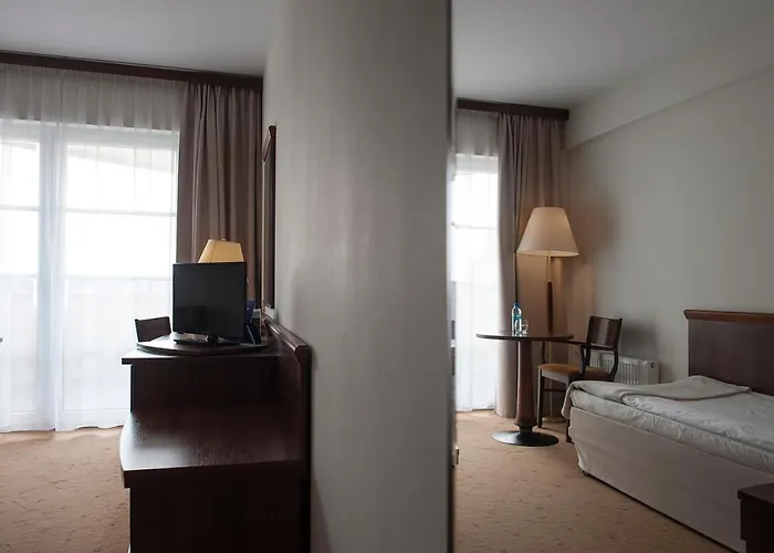 Edison Poznan Lotnisko Lawica 3*