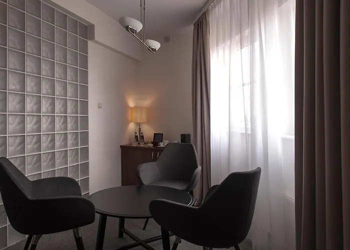 Edison Poznan Lotnisko Lawica Baranowo (Gmina Tarnowo Podgorne)