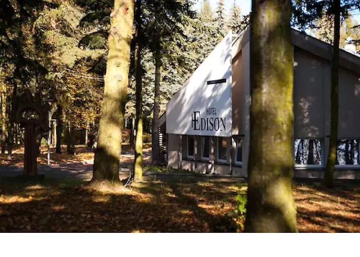 Hotel Edison Poznan Lotnisko Lawica 3*