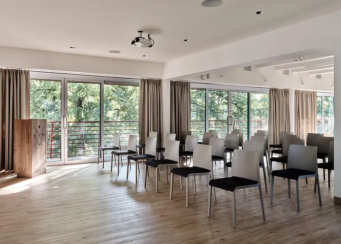 Edison Poznan Lotnisko Lawica Hotel